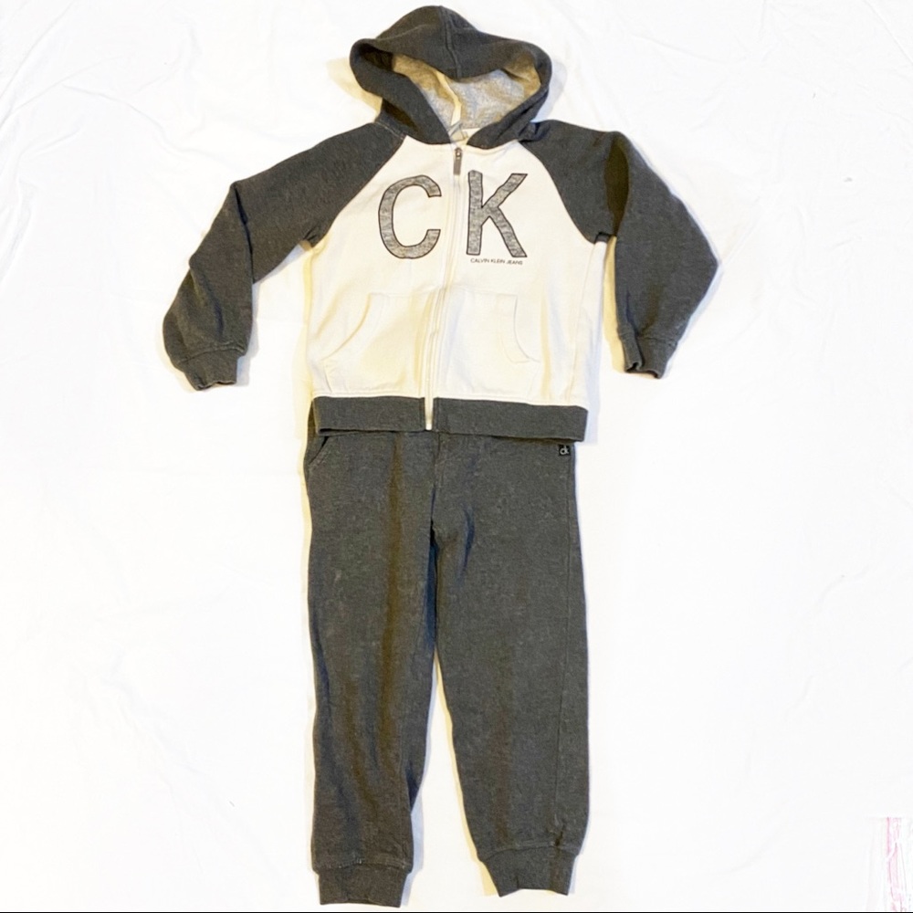 Boys Calvin Klein Sweatsuit, Size 5